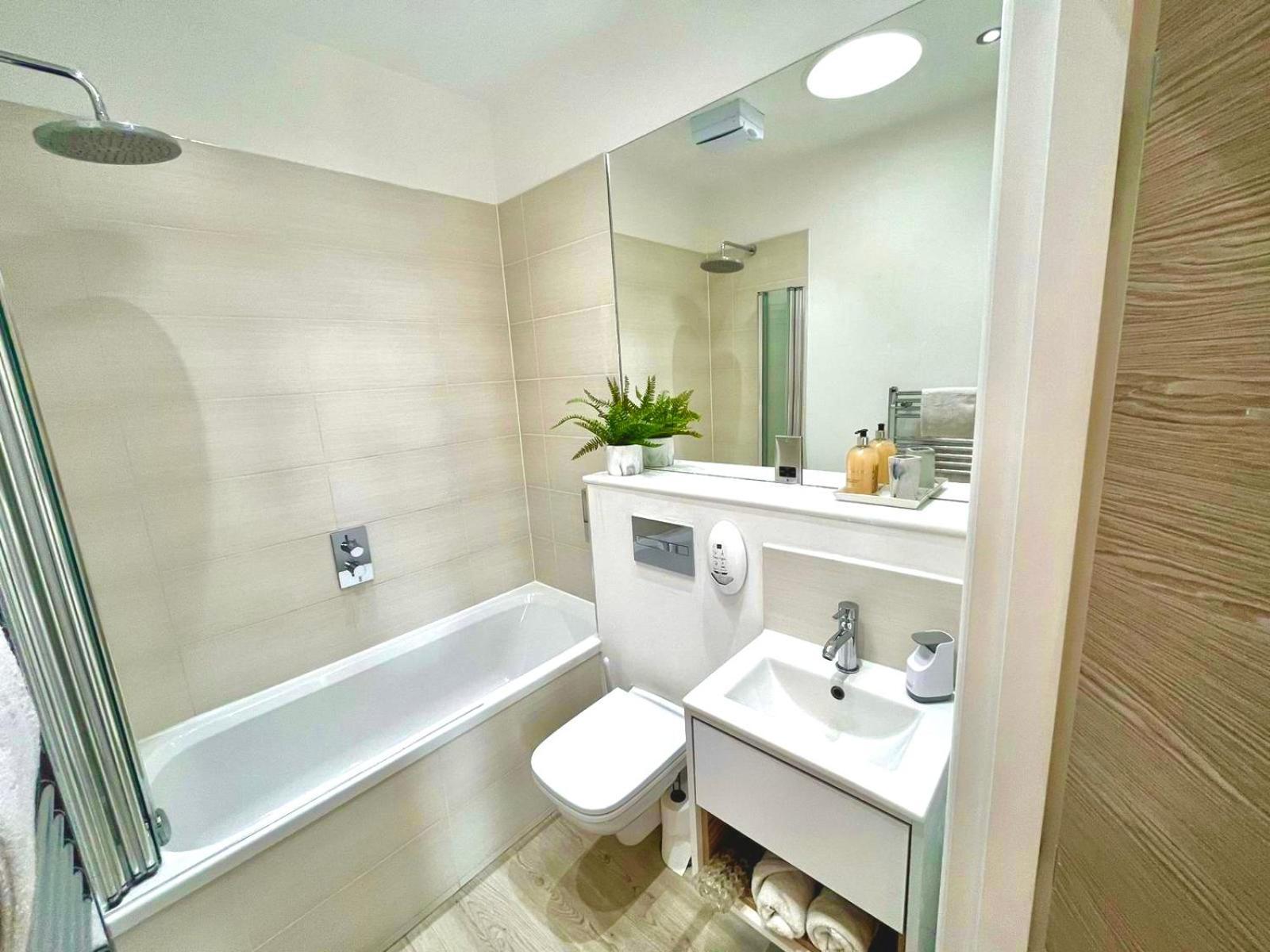 The Penthouse Margate, Balconies, Sea View, Gated Parking, Air Con! Apartment Екстериор снимка